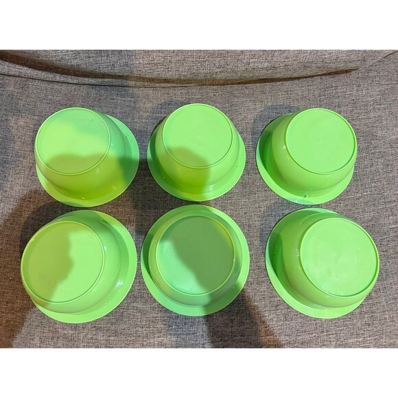 2005 Hello Kitty Bowls Set of 6 Green Plastic - Picture 2 of 5